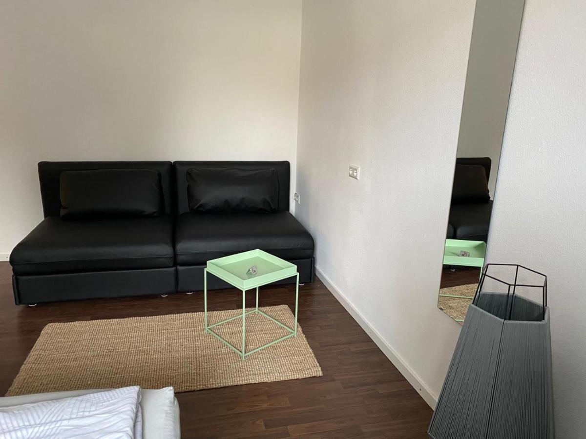 Soulfactory Budget Kwatera prywatna Neu-Ulm